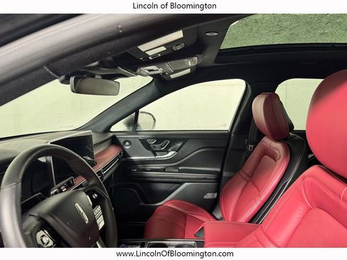 New 2025 Lincoln Corsair Reserve w/ Equipment Group 202A image 30