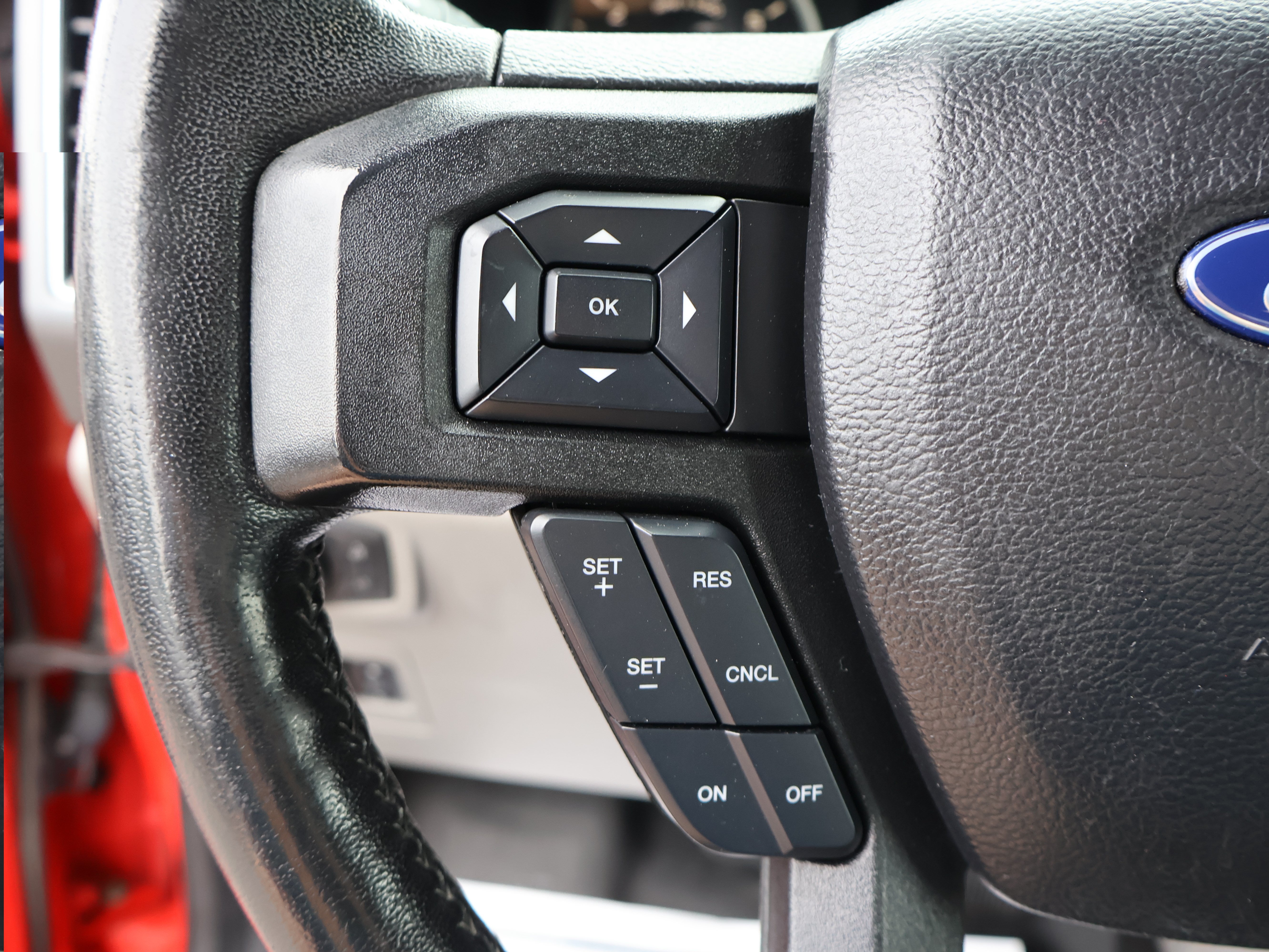 Used 2019 Ford F150 XLT w/ Equipment Group 302A Luxury AWD/4WD image 29