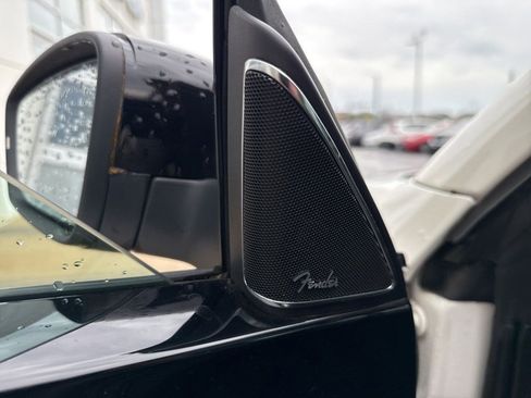 Used 2014 Volkswagen Beetle R-Line image 11