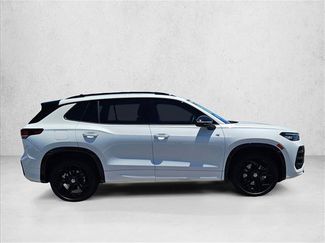 Used 2025 Volkswagen Tiguan SE R-Line AWD/4WD video 4