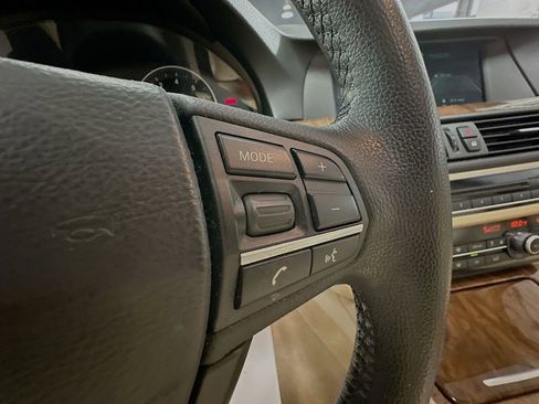 Used 2013 BMW 528i xDrive Sedan image 35