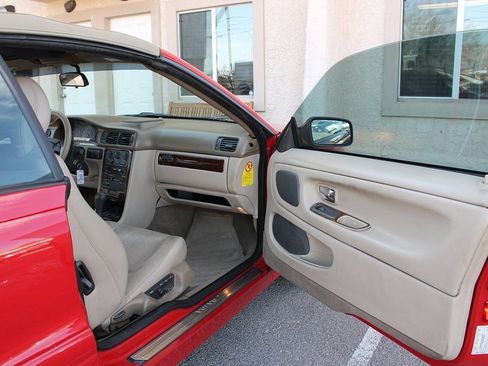 Used 2000 Volvo C70 LT FWD image 20