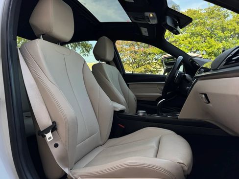 Used 2017 BMW 330i Sedan RWD image 25