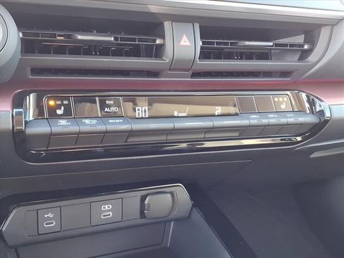 New 2026 Toyota Prius Plug-In Hybrid image 16