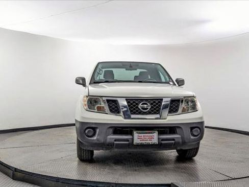Used 2019 Nissan Frontier S image 12