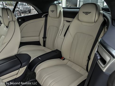 New 2026 Bentley Continental GTC image 31