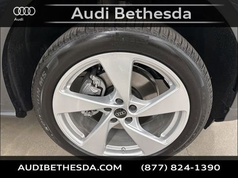 New 2025 Audi Q5 Premium Plus image 9