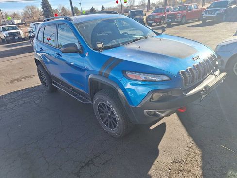 Used 2017 Jeep Cherokee Trailhawk w/ Comfort/Convenience Group image 7