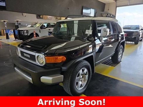 Used 2007 Toyota FJ Cruiser 2WD image 1