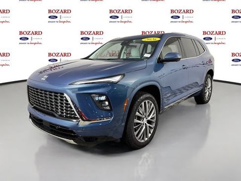 Used 2026 Buick Enclave Avenir w/ Super Cruise Package FWD image 4