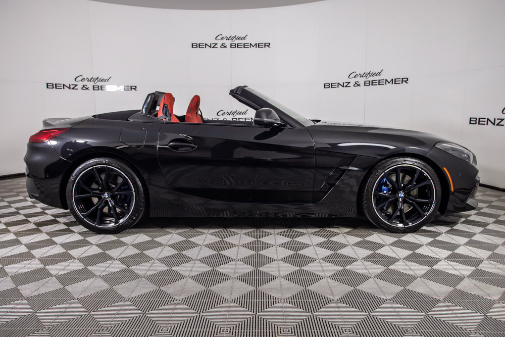 Used 2026 BMW Z4 M40i w/ Premium Package RWD image 4