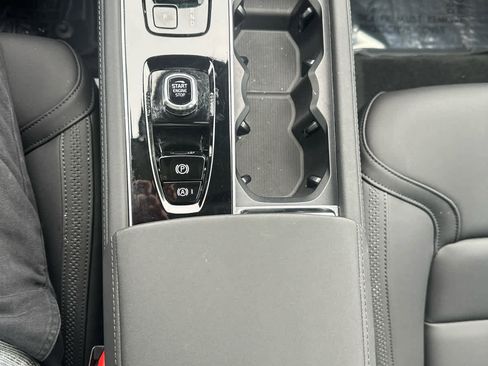 Used 2026 Volvo XC90 B6 Plus w/ Protection Package Premier image 26