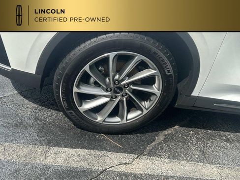 Certified 2024 Lincoln Corsair FWD w/ Equipment Group 101A image 4