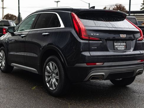 Used 2023 Cadillac XT4 Premium Luxury image 11