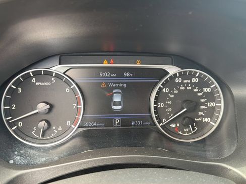 Used 2023 Nissan Altima 2.5 SV FWD image 10