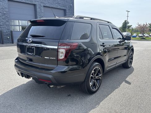 Used 2015 Ford Explorer Sport w/ Equipment Group 401A image 7
