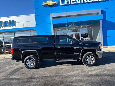 Used 2015 GMC Sierra 2500 SLE w/ SLE Preferred Package image 3