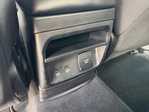Used 2019 Ford Ranger XLT w/ Equipment Group 301A Mid AWD/4WD image 3
