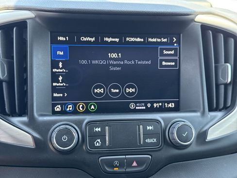 Used 2023 GMC Terrain Denali w/ Denali Premium Package AWD/4WD image 28