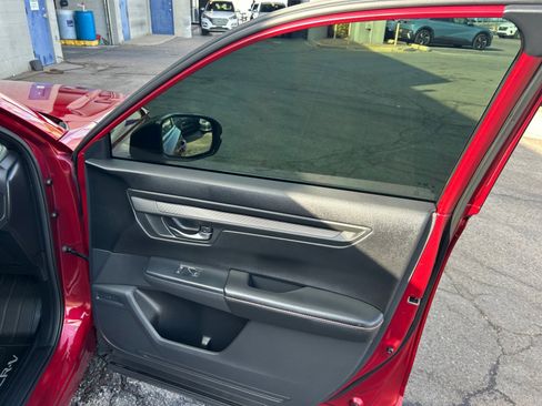 Used 2025 Honda CR-V Sport image 33