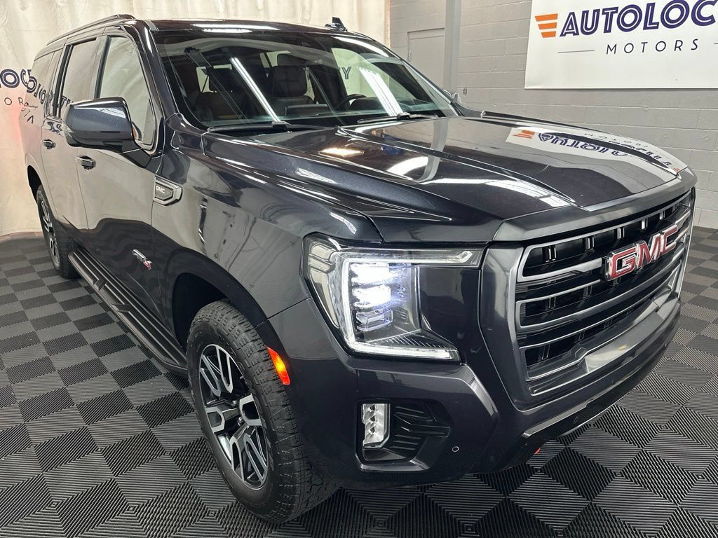 Used 2023 GMC Yukon XL AT4 w/ Technology Package AWD/4WD image 2