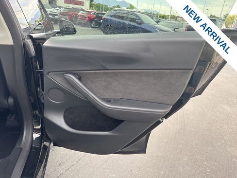 Used 2023 Tesla Model Y Performance AWD/4WD image 12