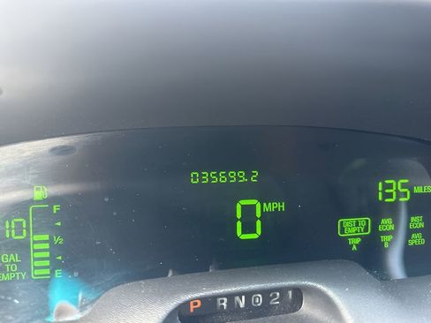 Used 1998 Ford Crown Victoria LX image 21