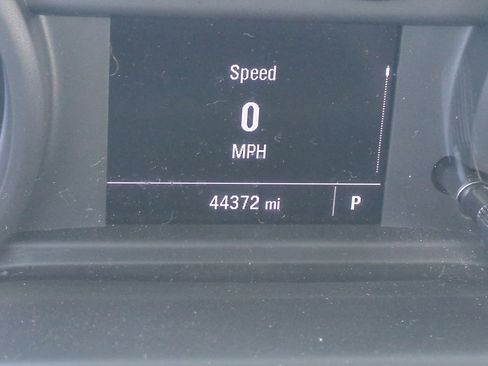 Used 2022 Chevrolet Silverado 1500 W/T RWD image 12