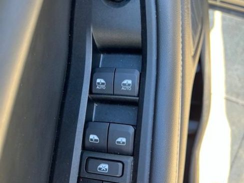 Certified 2023 Jeep Grand Cherokee Limited AWD/4WD image 18