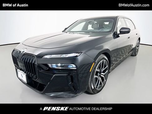 Used 2026 BMW 760i xDrive w/ Executive Package AWD/4WD image 1