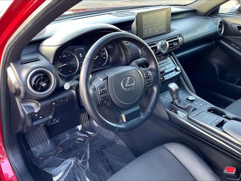 Used 2022 Lexus IS 300 image 15