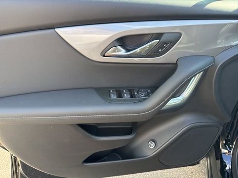 New 2025 Chevrolet Blazer LT w/ Convenience Package image 8