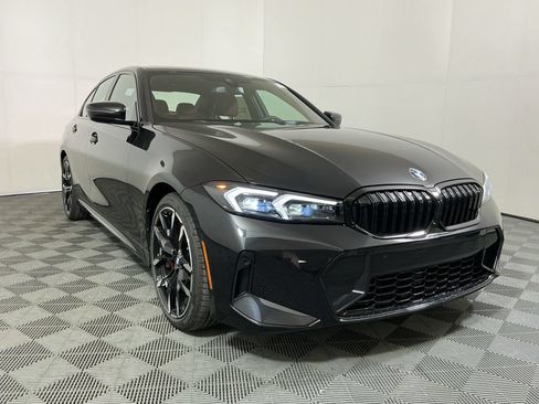 New 2026 BMW 330i Sedan w/ M Sport Package RWD image 4