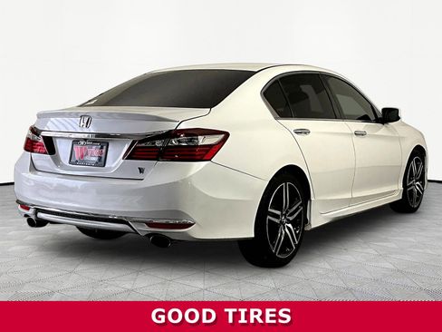 Used 2017 Honda Accord Sport image 6