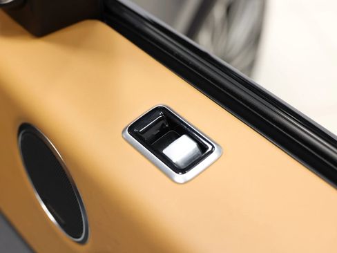 Used 2022 Land Rover Range Rover Long Wheelbase Autobiography image 67