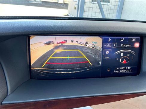 Used 2015 Lexus LS 460 image 25
