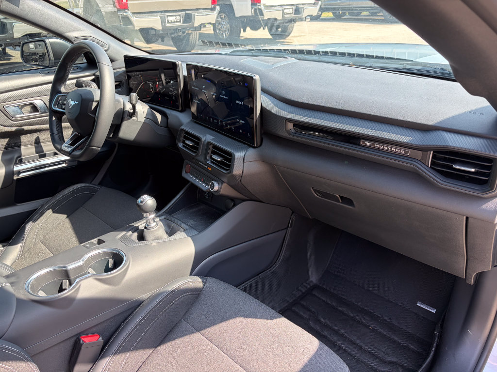 Certified 2025 Ford Mustang GT RWD image 19