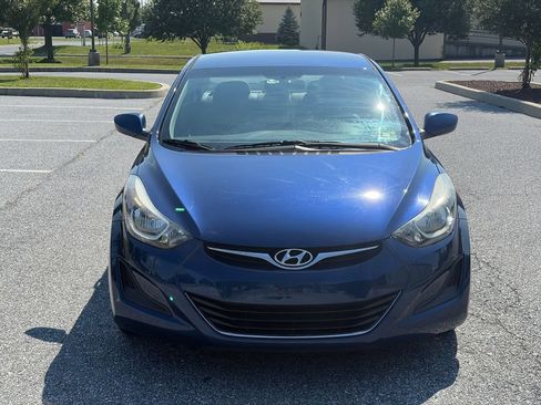 Used 2016 Hyundai Elantra SE FWD image 2