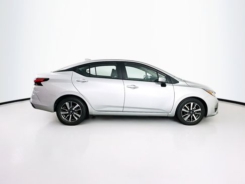 Used 2024 Nissan Versa SV FWD image 10