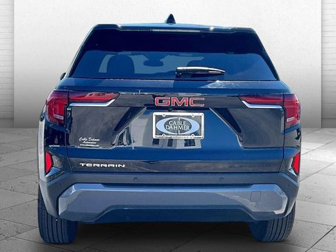 Used 2025 GMC Terrain Elevation FWD image 3