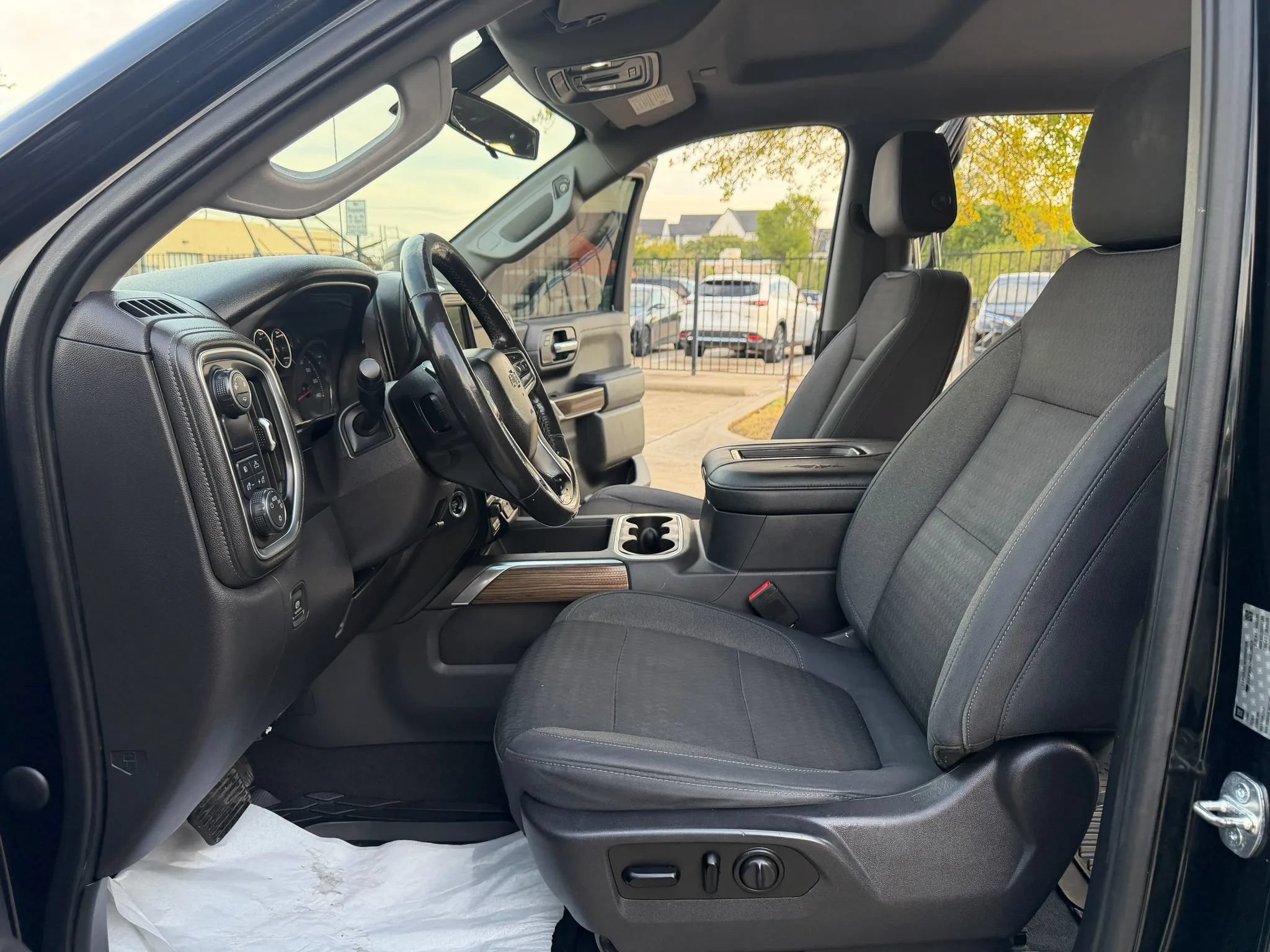 Used 2019 Chevrolet Silverado 1500 RST w/ All-Star Edition RWD image 14