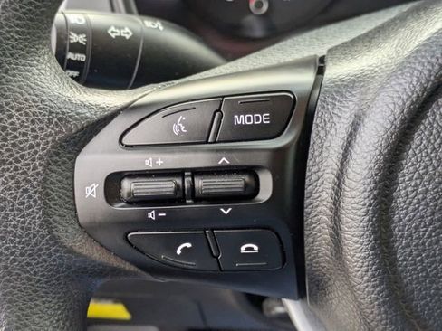 Used 2023 Kia Rio S image 20