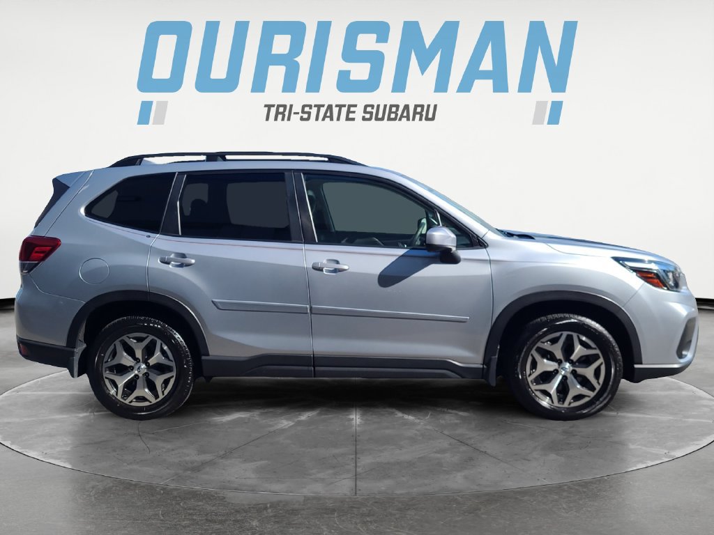 Used 2019 Subaru Forester Premium AWD/4WD image 7