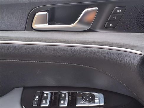 New 2026 Kia K5 EX image 18