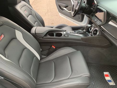 Used 2023 Chevrolet Camaro SS image 27