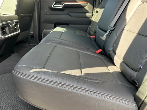 Used 2024 GMC Sierra 1500 Denali image 21