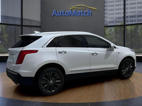 Used 2019 Cadillac XT5 Premium Luxury w/ Driver Assist Package AWD/4WD image 11