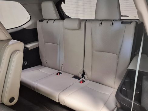 Used 2024 Toyota Grand Highlander XLE image 26