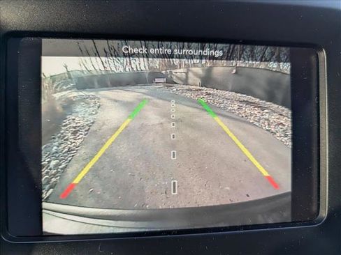 Used 2020 Jeep Cherokee Latitude Plus image 38