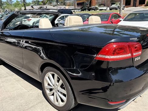 Used 2012 Volkswagen Eos Komfort FWD image 24